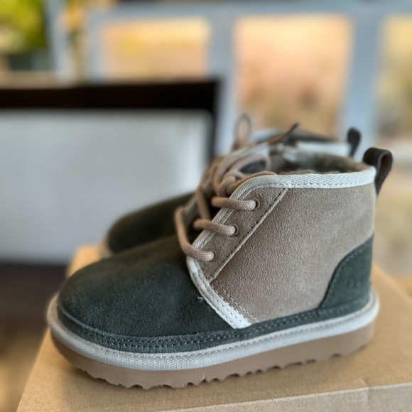 UGG Neumel II Boot - Picture 3 of 8